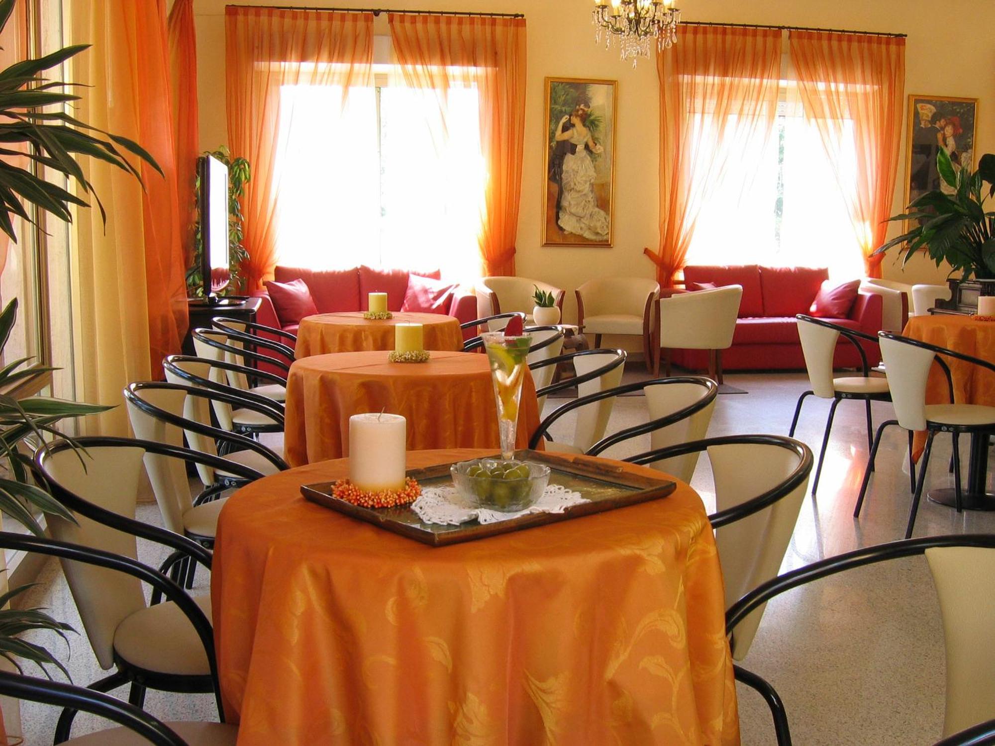 Hotel Olimpia Bellaria-Igea Marina Eksteriør billede