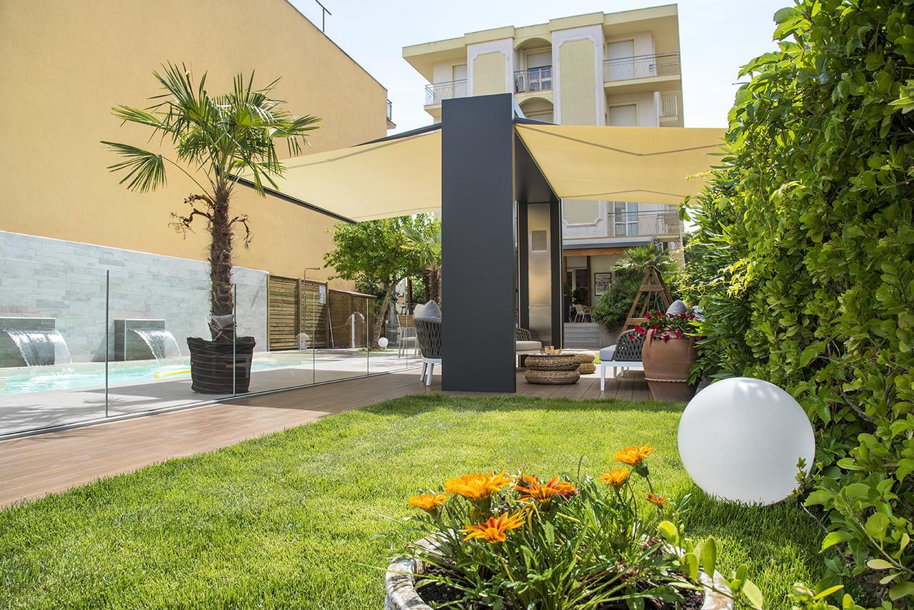 Hotel Olimpia Bellaria-Igea Marina Eksteriør billede